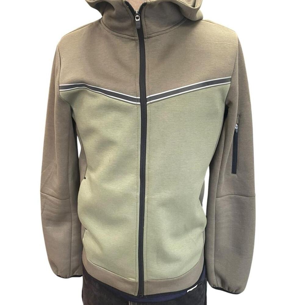 Workout mens jacket size small